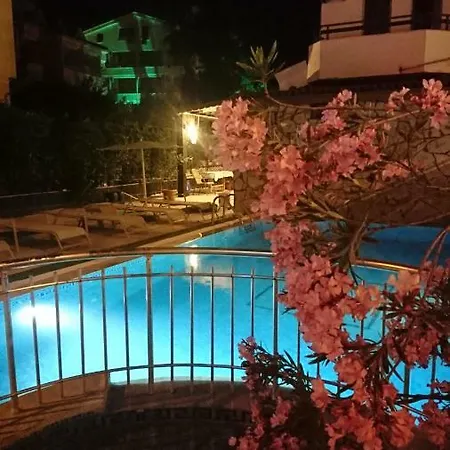 Icmeler Apart Hotel 4*