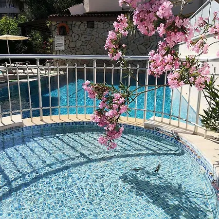 Icmeler Apart Hotel Lejlighedshotel İçmeler
