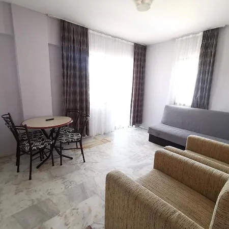 Icmeler Apart Hotel מלון דירות