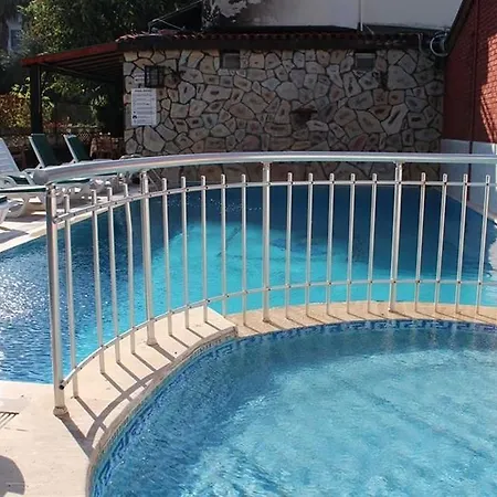 Icmeler Apart Hotel איסמלר